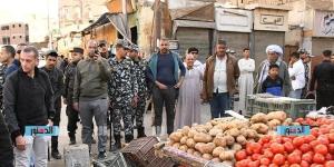 رفع 230 حالة إشغال وقطع التيار الكهربائى العشوائى عن بعض الباعة الجائلين بأسوان