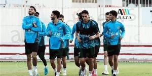 لاعبو الزمالك يخوضون تدريبات استشفائية في مران اليوم