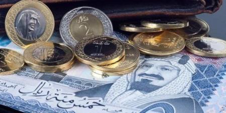 سعر الريال السعودي مقابل الجنيه المصري اليوم الجمعة بماكينات الصرف الآلي