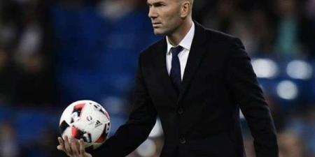 زيدان يضع شروطه لتدريب ريال مدريد.. رحيل 3 لاعبين وضم 4