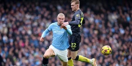 الدوري الانجليزي| إيفرتون يفرض التعادل على مانشستر سيتي بالشوط الأول