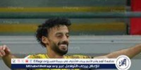 لاعب الأهلي السابق أحمد عبد القادر يتوج بجائزة لاعب الشهر بالدوري القطري