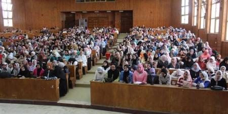 رئيس جامعة المنصورة: انتظام الدراسة في أول يوم من الفصل الدراسي الثاني