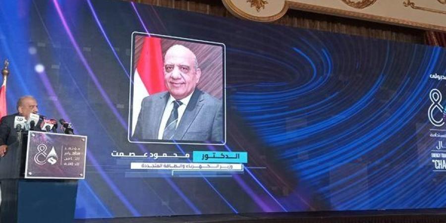 وزير الكهرباء: توجهنا نحو الاستدامة والاعتماد على الطاقات المتجددة وتقليل الاعتماد على المصادر التقليدية