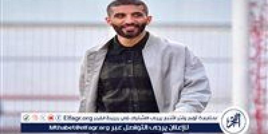 حسين السيد ورامي نصوحي يؤازران لاعبي الزمالك قبل لقاء سيراميكا كليوباترا في الدوري