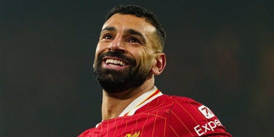 تقارير: محمد صلاح يستعد لتصوير "برومو" تجديد عقده مع ليفربول لمدة موسمين