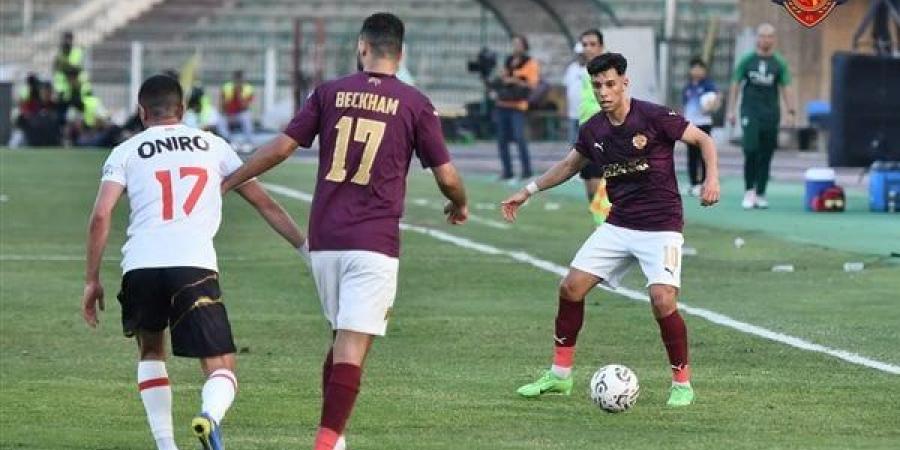 تعادل إيجابي بين الزمالك وسيراميكا كليوباترا في الشوط الأول