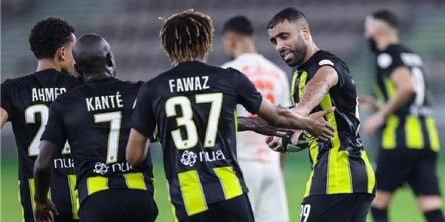 اتحاد جدة "يستطلع" هلال نصف نهائي كأس خادم الحرمين