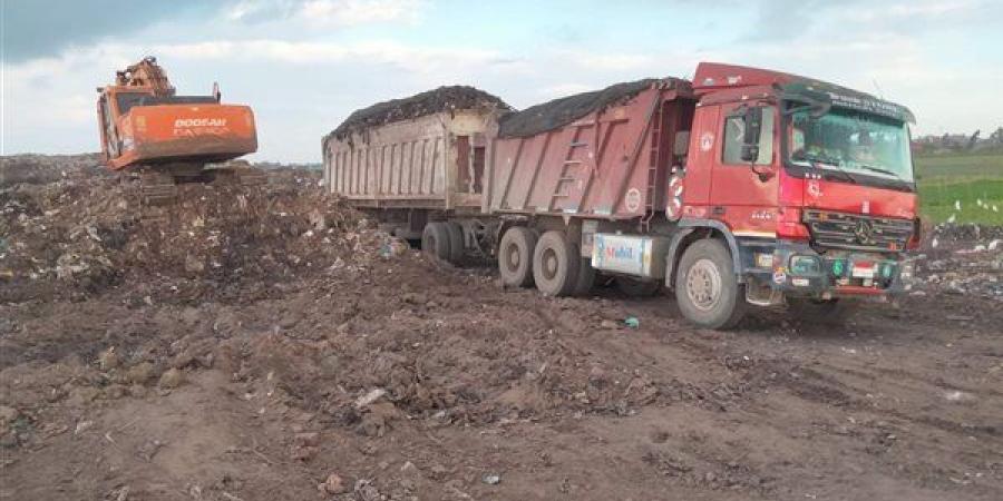 رفع 1800 طن تراكمات بالدقهلية.. والعمل للانتهاء من المقلب العشوائي في ميت سلسيل