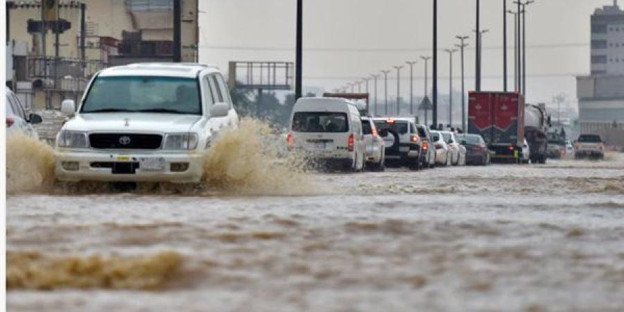 جهود مُكثفة للتعامل مع تداعيات سيول مكة