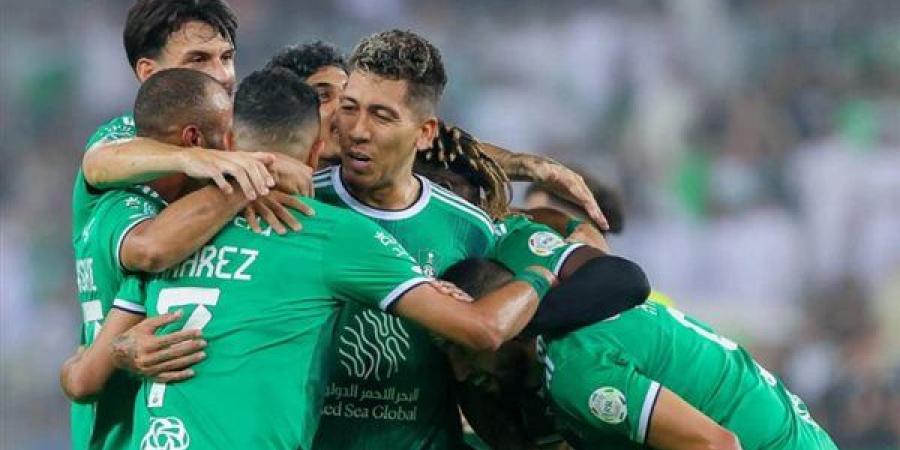 ثنائي مرعب بالهجوم.. تشكيل الأهلي المتوقع لمواجهة الاتفاق بالدوري السعودي