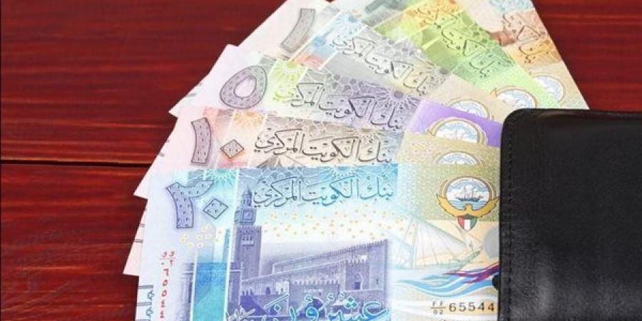 استقرار سعر الدينار الكويتي في مصر اليوم السبت بالبنوك المصرية