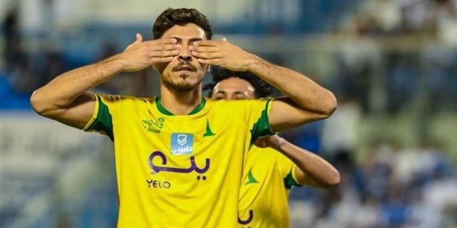 الزمالك يغرى محمد شريف بمليون دولار سنويًا وانقسام حول إنكادا