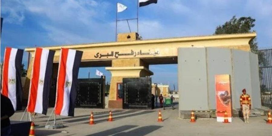 معبر رفح يستقبل 84 مُصاباً فلسطينياً للعلاج في مصر