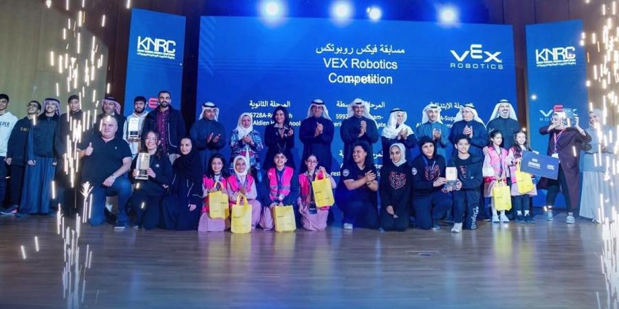 فريق مدرسة البكالوريا الأمريكية يُمثل الكويت في مسابقة «VEX Robotics» العالمية